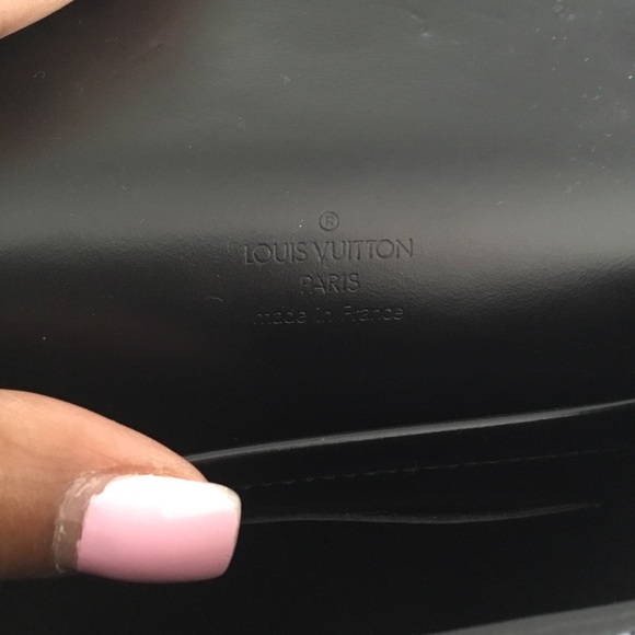 SOLD 💯Authentic Louis Vuitton Patent Leather  Bag - Picture 7 of 7